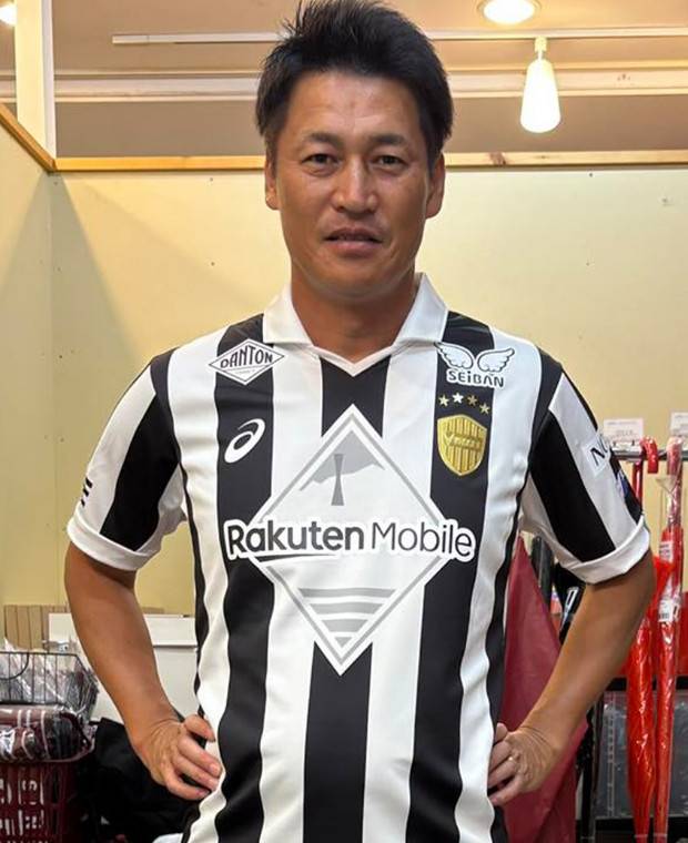 요시다 타카유키 비셀 고베 감독. /사진=비셀 고베 공식 SNS 갈무리