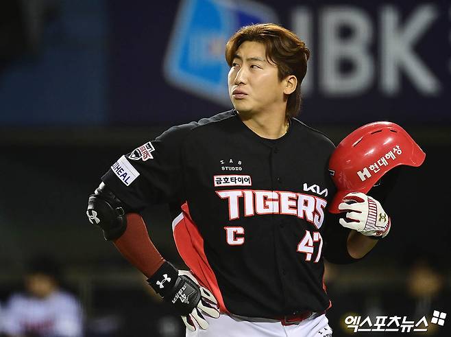 타격 슬럼프에 빠진 KIA 타이거즈 간판타자 나성범이 26일 부산 사직야구장에서 열리는 2025 신한 SOL Bank KBO리그 롯데 자이언츠와의 팀 간 11차전 선발 라인업에서 제외됐다. 사진 엑스포츠뉴스 DB