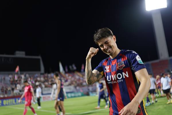 Suwon FC Willian, who scored the final goal in the match against FC Anyang on the 26th, is delighted after the game. 2025.7.26 /Korea Professional Football Federation provided