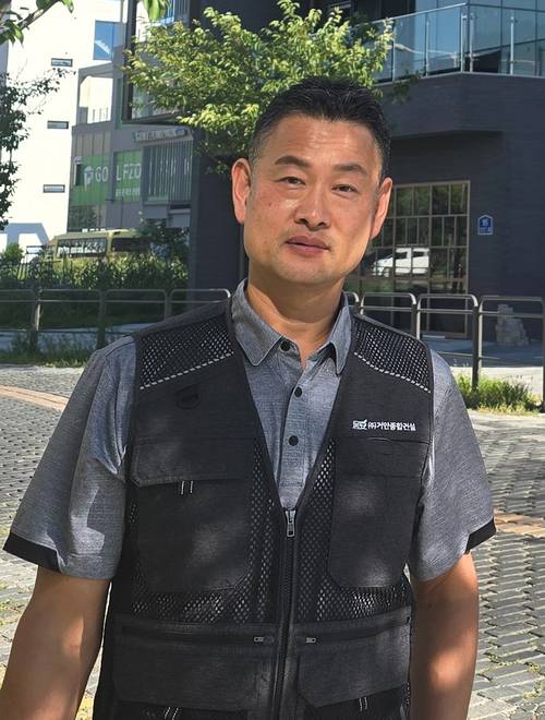 인천혈액원 다회헌혈자로 최근 보건복지부 장관 표창을 받은 정찬익 (주)거안종합건설 대표는 “헌혈이 사회 문화로 자리 잡았으면 한다”고 말했다. /정찬익 대표 제공