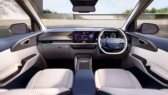 기아 카렌스 클라비스 EV 실내