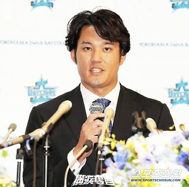 한때 오타니의 라이벌로 불렸던 후지나미.는  시애틀 산하 마이너리그에서 메이저리그 승격을 노렸으나 실패했다. 3시즌 만에 일본으로 돌아왔다. 사진캡처=요코하마 베이스타즈 SNS