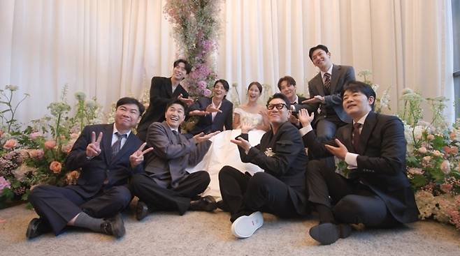 '희극인 25호 커플' 탄생! ‘미운 우리 새끼’(미우새)서 김준호-김지민 결혼식 풀스토리 공개