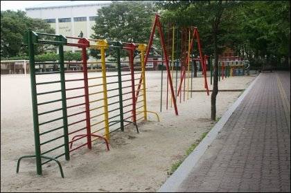 요즘 놀이터에서 사라진것 .jpg