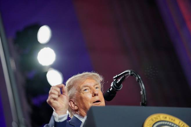 U.S. President Donald Trump delivers remarks on AI at the ″Winning the AI Race″ Summit in Washington on July 23. [REUTERS/YONHAP]
