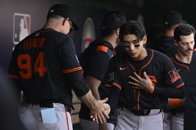 샌프란시스코 이정후는 27일(한국시간) 오라클파크에서 열린 ‘2025 MLB’ 메츠전에서 7번타자 중견수로 선발출전해 4타수 3안타 1타점을 기록했다. 전반기 타격 부진을 딛고 후반기 살아나고 있다.｜AP뉴시스