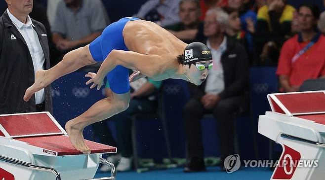 2024 파리 올림픽에서 김우민의 출발 모습. ([연합뉴스 자료사진]