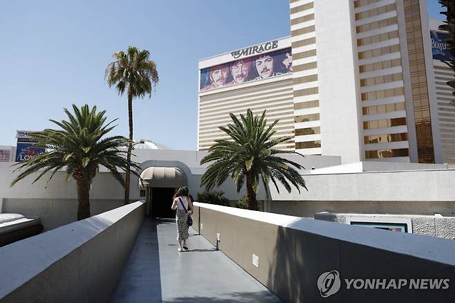 작년 폐장한 라스베이거스 미라주 호텔&카지노 [EPA=연합뉴스 자료사진. 재판매 및 DB 금지]