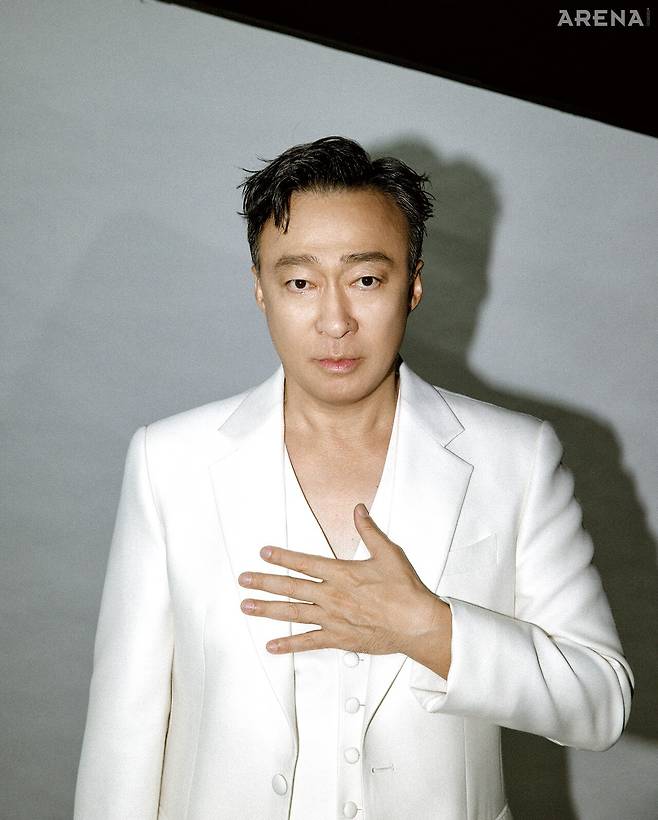 스리피스 수트 아셀라스 제품.