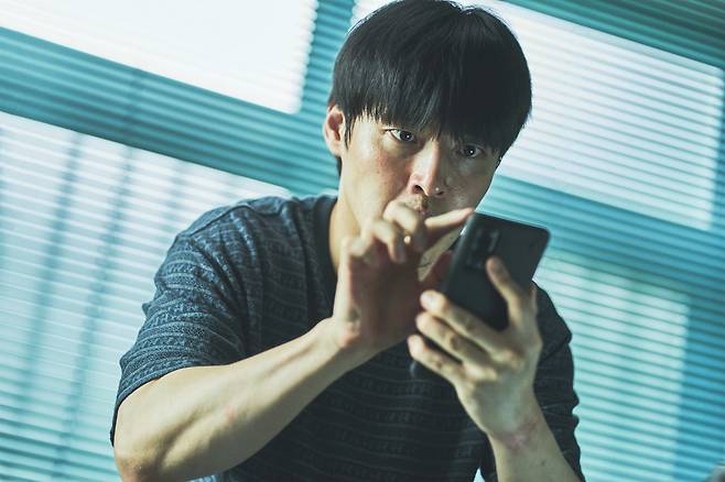 영화 '84제곱미터' 스틸. 사진 제공=넷플릭스