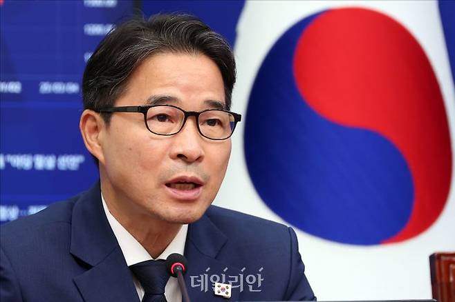 더불어민주당 경남도당위원장인 송순호 최고위원이 당 최고위원회의에서 발언을 하고 있다. ⓒ데일리안 홍금표 기자