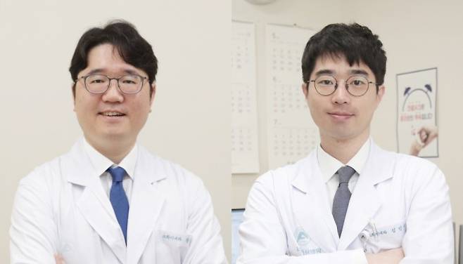 황성욱 서울아산병원 소화기내과 교수(왼쪽)와 김민규 교수. 서울아산병원 제공.