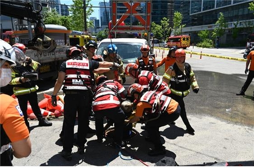 서울 금천구 질식사고 구조 현장. [금천소방서 제공]
