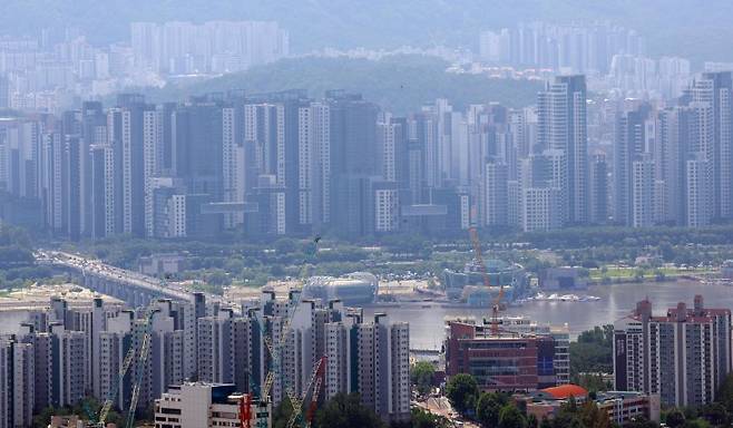 서울 남산에서 바라본 서울 시내 아파트 모습. 2025.7.24/뉴스1 ⓒ News1 김명섭 기자 /사진=뉴스1