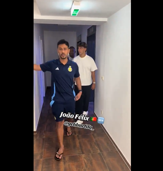 사진=로마노 기자 SNS