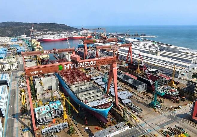 울산 동구 에이치디(HD)현대중공업 조선소 전경. 현대중공업 제공