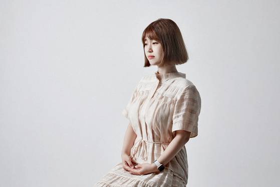 Author Kim Cho-yeop, whose 2019 bestselling collection ″If We Can’t Go at the Speed of Light″ is considered as a turning point in Korean sci-fi literature [RABBITHOLE BOOKS]