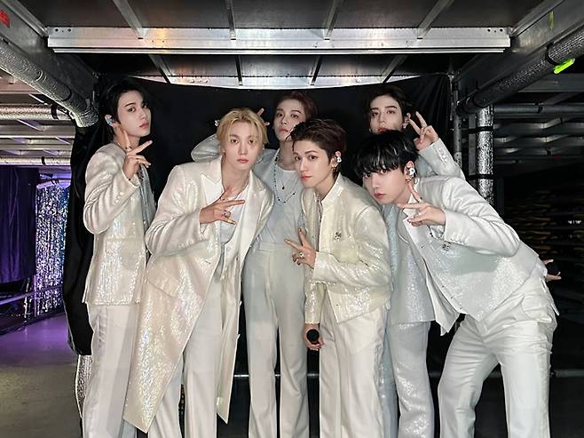 27일 오후 5시, 서울 송파구 올림픽공원 체조경기장에서 첫 번째 단독 콘서트 '노크 온 볼륨 원 파이널' 마지막 날 공연을 연 그룹 보이넥스트도어. 보이넥스트도어 공식 트위터
