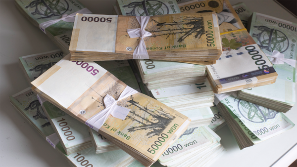 얼마를 지급하느냐가 퇴직 결정의 핵심 변수로 작용하고 있다. 게티이미지