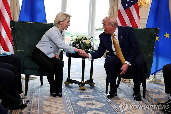 EU-미국 정상 [로이터 연합뉴스. 재판매 및 DB 금지]