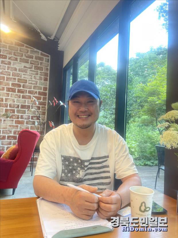 야생화일기 손인서 대표.