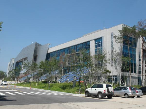 국내 최초의 5G Advanced 기반 지능 디바이스 시험·검증 플랫폼을 구축할 모바일융합기술센터.