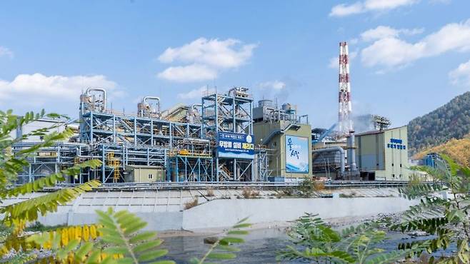 지난 25일 찾은 경북 봉화군 석포면에 위치한 영풍 석포제련소 1공장 전경. 영풍