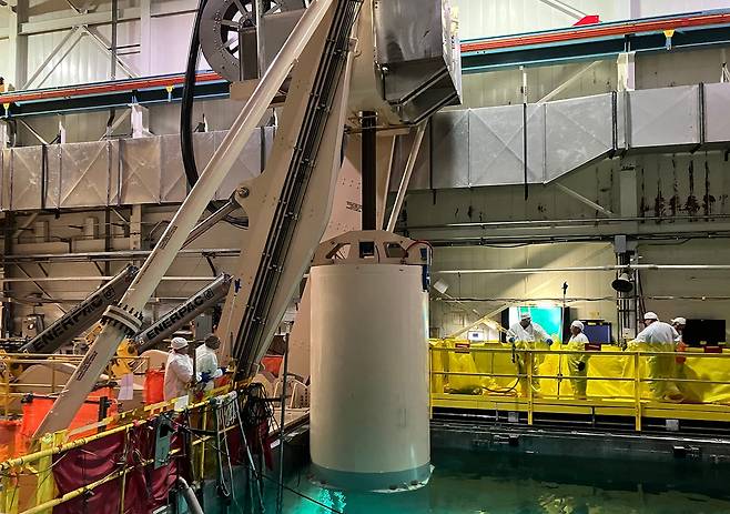 현대건설은 현재 미국 원전 해체 분야 전문 기업인 홀텍과 뉴욕주 인디안포인트(IPEC) 1∼3호기 해체 작업을 공동으로 수행하고 있다. 사진은 미국 인디안포인트 원전 해체 작업 모습. /현대건설 제공.