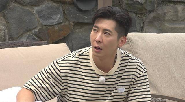 가수 브라이언이 지속적인 악성 메시지로 인한 고통을 호소했다. MBC 제공