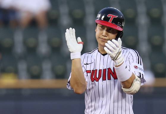 29일 잠실 KT전에서 역전승을 이끈 LG 구본혁. 연합뉴스