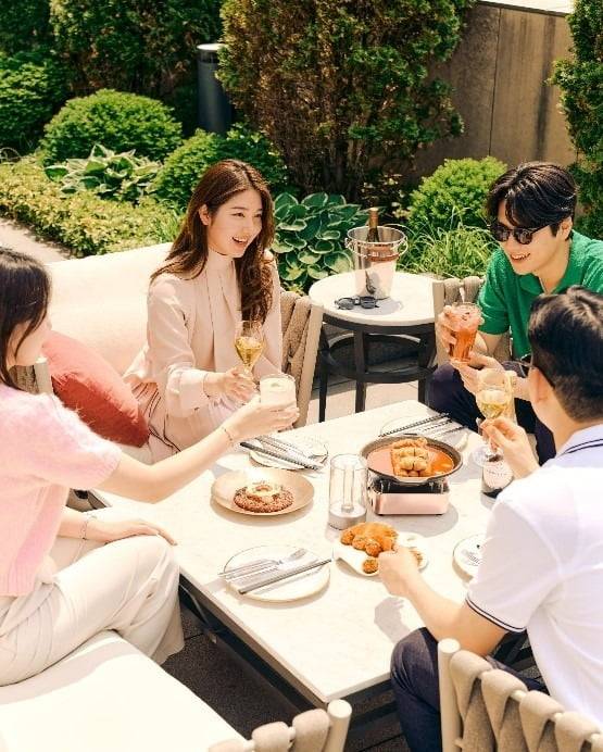 포시즌스 호텔 서울, 서머 오울