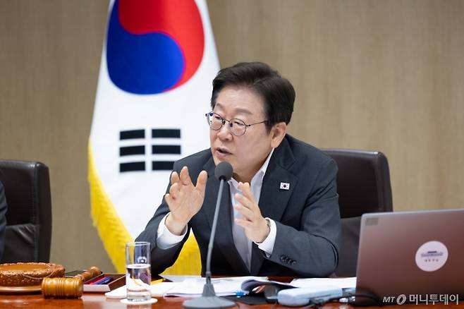 (서울=뉴스1) 허경 기자 = 이재명 대통령이 29일 서울 용산 대통령실 청사에서 열린 국무회의에서 발언하고 있다. (대통령실 제공. 재판매 및 DB 금지) 2025.7.29/뉴스1  Copyright (C) 뉴스1. All rights reserved. 무단 전재 및 재배포,  AI학습 이용 금지. /사진=(서울=뉴스1) 허경 기자