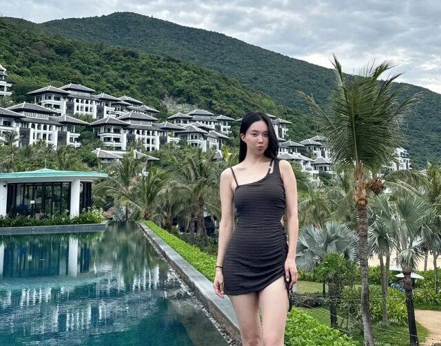 김나희가 베트남 다낭의 한 풀빌라에서 여유로운 휴식을 즐기고 있다. / 김나희 인스타그램 캡처
