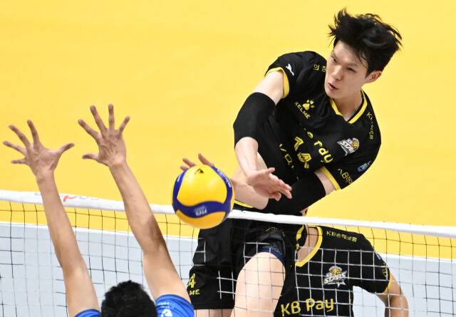 공격하는 최요한./KOVO