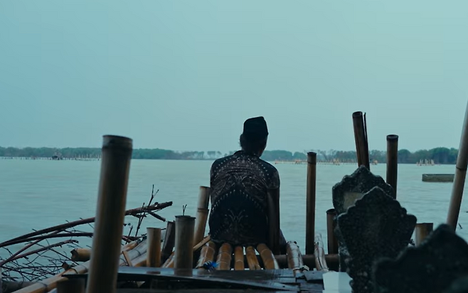 인도네시아 자와 틍아주 데막군 한 해안가 마을에 거주하는 65세 어부 무하마드 루시판 씨.[그린피스 제공]