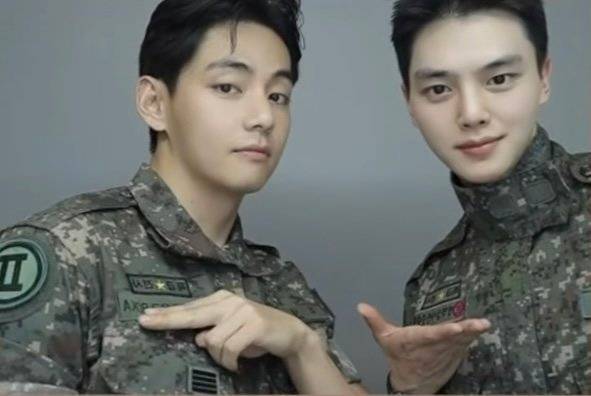 ▲ 뷔(왼쪽), 송강. 출처| 뷔 인스타그램