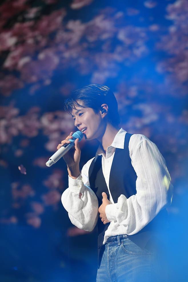 /사진=더블랙레이블