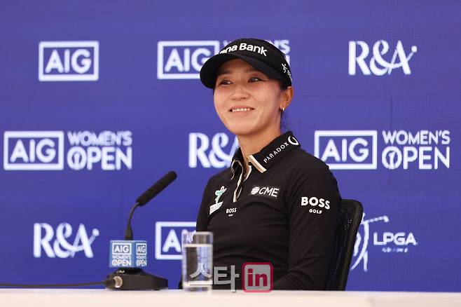 리디아 고가 AIG 여자오픈 기자회견 도중 환하게 웃고 있다. (사진=R&A/Getty Images)
