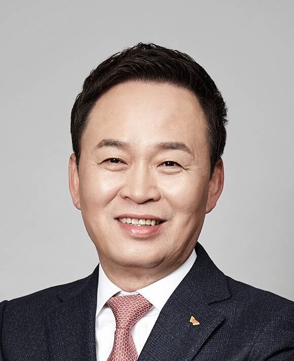 SK이노베이션의 자회사인 SK온과 SK엔무브 간 합병설이 끊임없이 시장에서 제기되고 있다. 장용호 신임 SK이노베이션 총괄사장. /SK그룹
