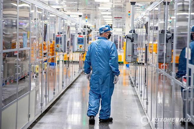 지난 6월 1일 롱셀(Long Cell) 기반 ESS 전용 파우치형 LFP 배터리 양산을 시작한 LG 에너지솔루션&nbsp;미국 미시간주 홀랜드 공장의 모습. (출처:LG에너지솔루션)