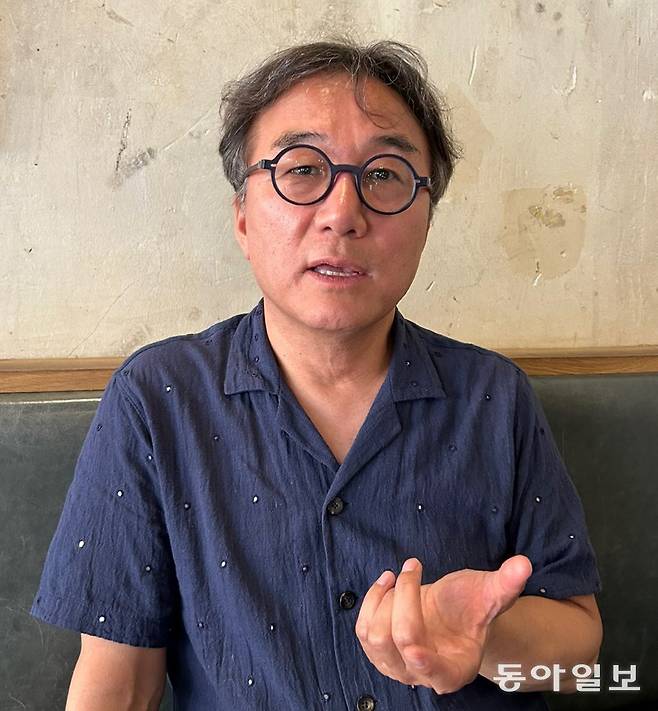 28일(현지 시간) 프랑스 파리에서 만난 최석규 서울국제공연예술제 감독. 파리=유근형 특파원 noel@donga.com