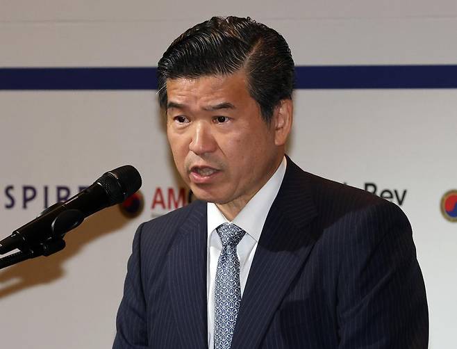 제임스 김 암참 회장이 22일 서울 여의도 콘래드서울 호텔에서 열린 주한미국상공회의소(AMCHAM KOREA) 세미나에서 개회사를 하고 있다. 2025.7.22. 청사사진기자단