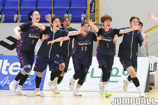 Sacheon City Hall Wins Basketball Championship Amidst Unexpected Upset