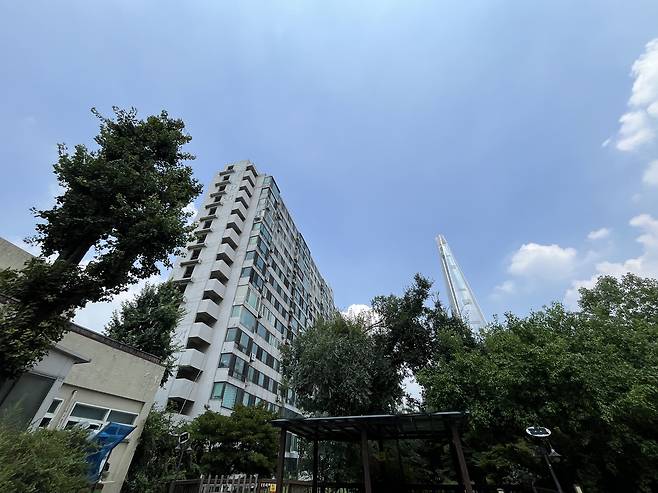 28일 찾은 서울 송파구 잠실주공5단지. 윤성현 기자