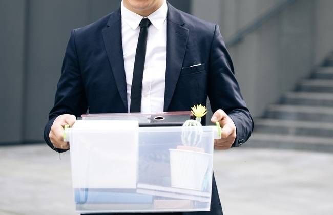 정리해고 상황을 표현한 사진. 기사 내용과 직접적인 관련 없음. 아이클릭아트