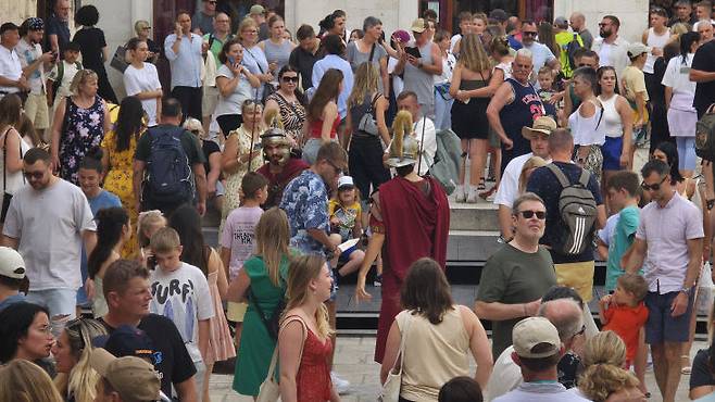 스플리트시에는 연간 100만 명이 넘는 외부 관광객이 방문하고 있다. 사진=이희택 기자.