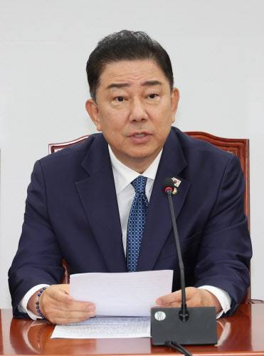 김병기 더불어민주당 당대표 직무대행 겸 원내대표가 31일 국회에서 열린 정책조정회의에서 발언하고 있다. (사진=연합뉴스)