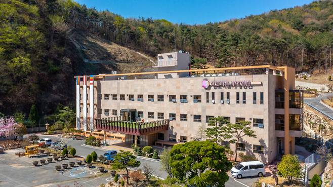 [사진=울산 울주군 정토마을 자재병원]