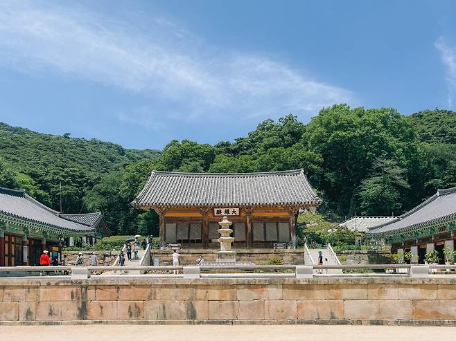 예산 수덕사 대웅전.(충남도 제공. 재판매 및 DB금지)/뉴스1