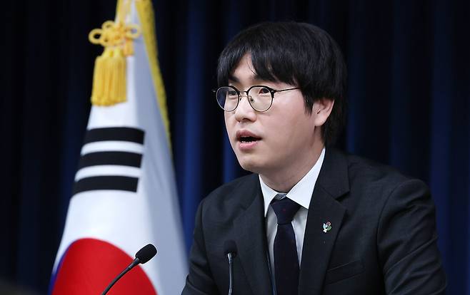 하정우 AI미래기획수석이 19일 서울 용산구 대통령실 청사에서 이공계특별법 관련 브리핑을 하고 있다. 2025.6.19/뉴스1 ⓒ News1 박지혜 기자